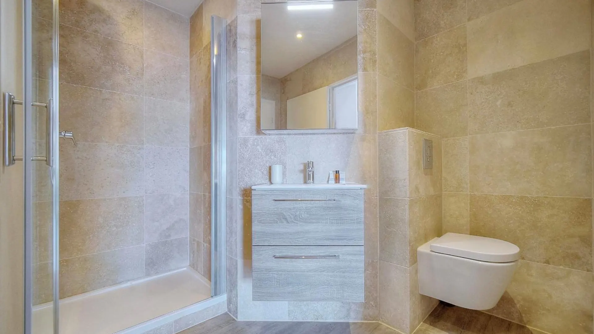 Downtown Cannes 2Br With Ac & Terrace W Sea View - Benakey