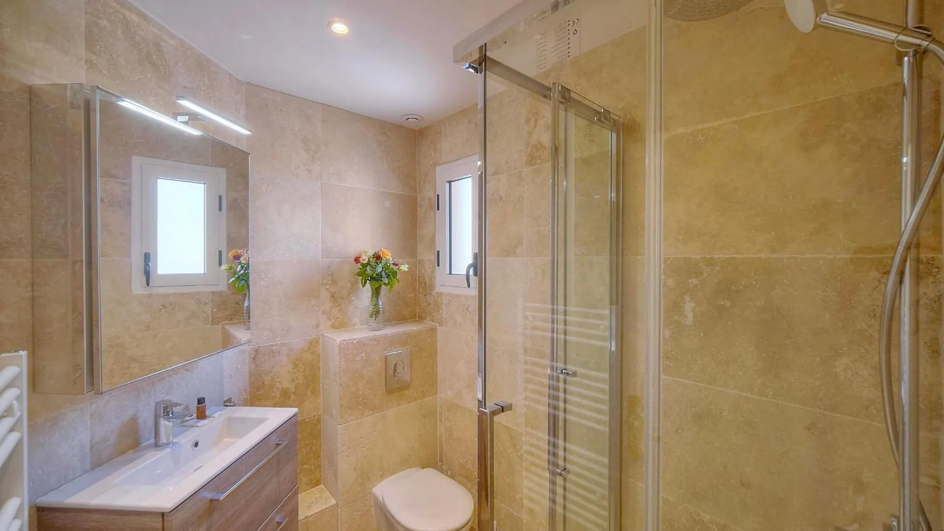 Apartment Downtown Cannes 2Br With Ac & Terrace W Sea View - Benakey France